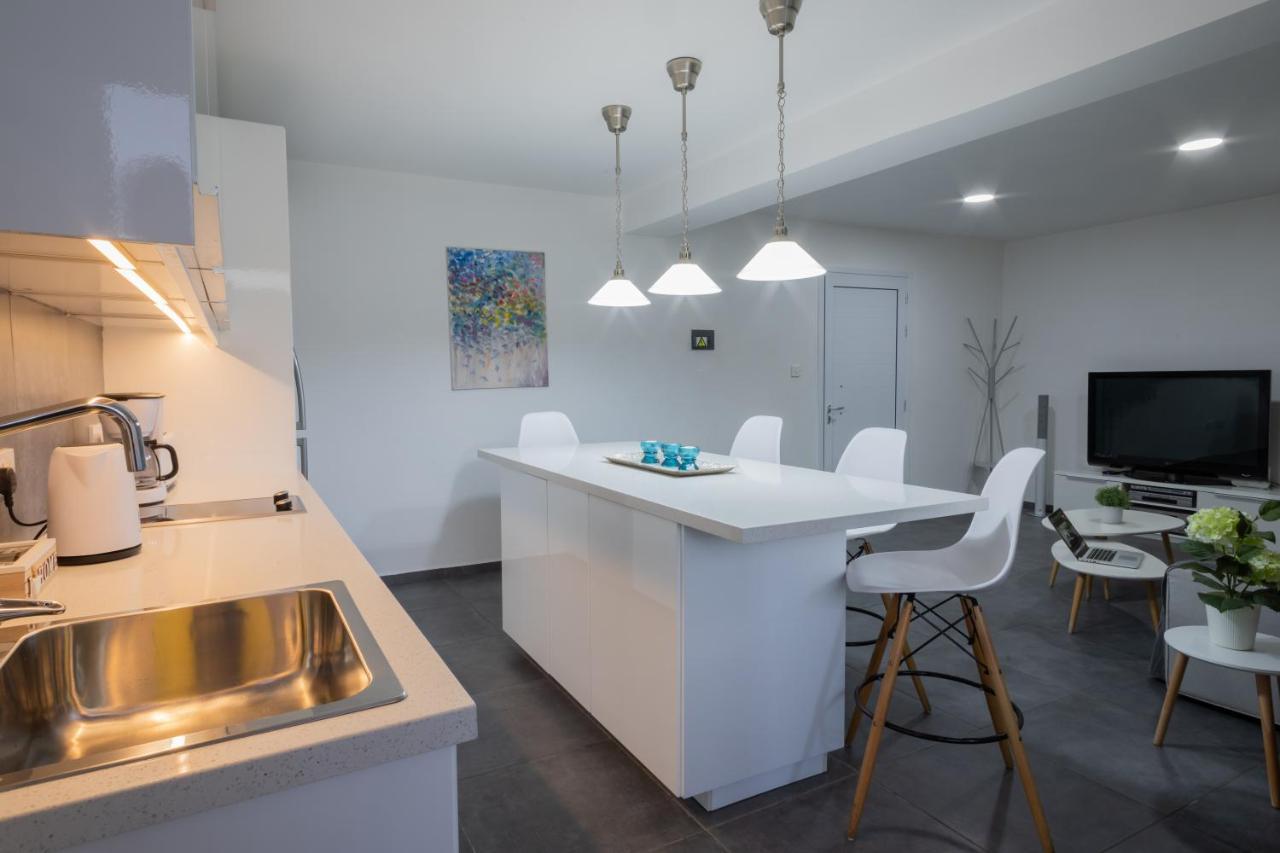 Poseidon Apartment By Michalis Ayia Napa Esterno foto